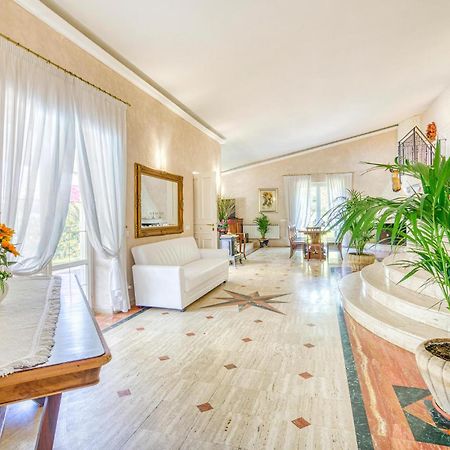 Beautiful Home In Fiumicino With Wifi Luaran gambar