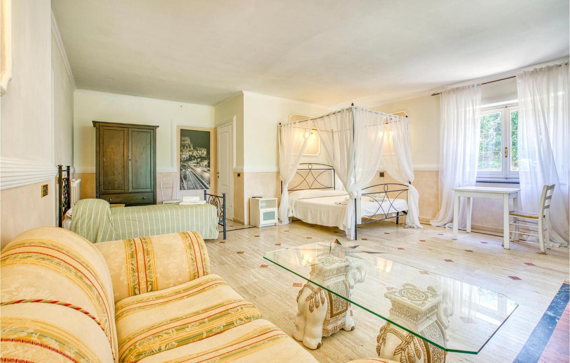 Beautiful Home In Fiumicino With Wifi Luaran gambar