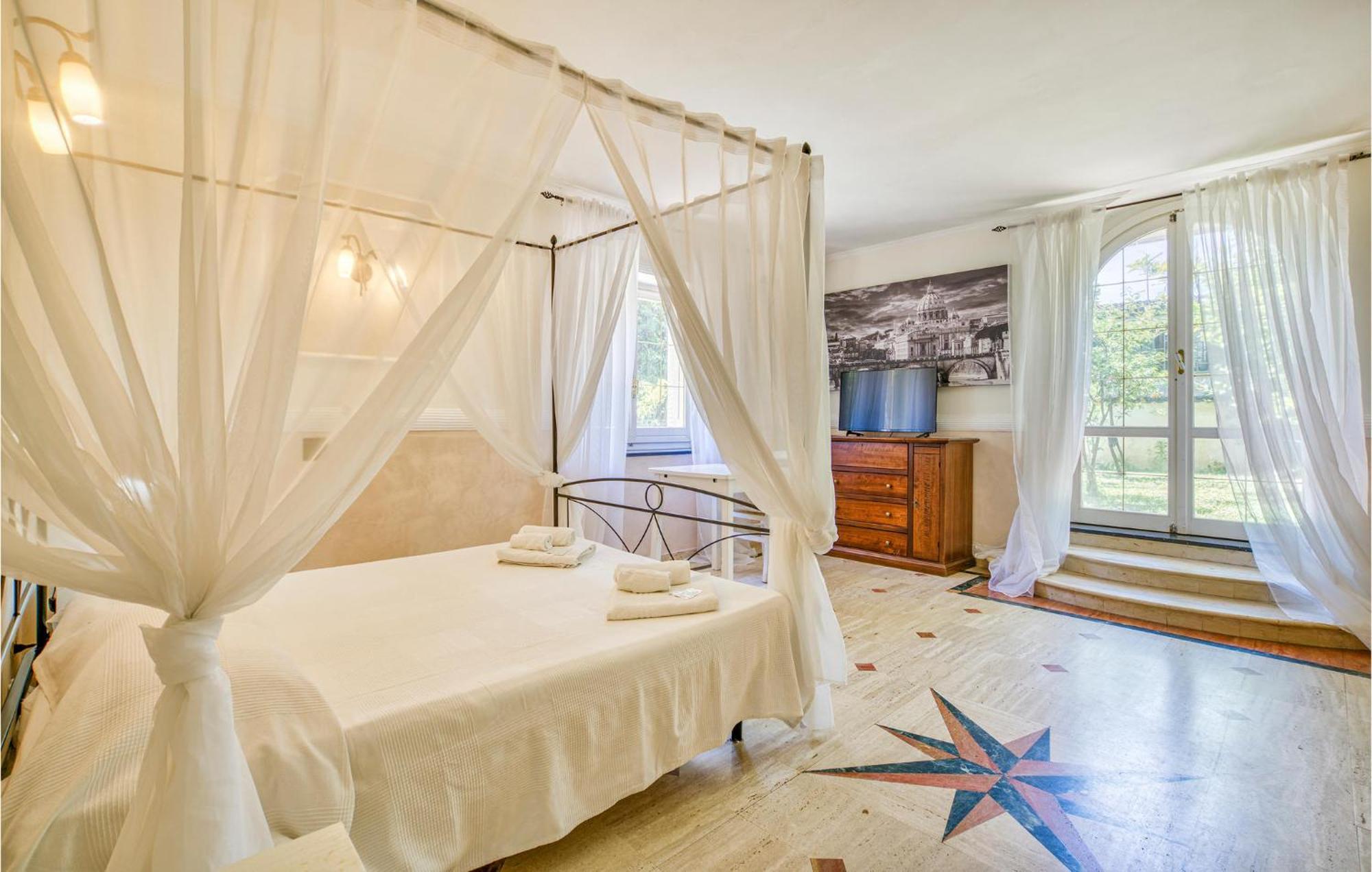 Beautiful Home In Fiumicino With Wifi Luaran gambar